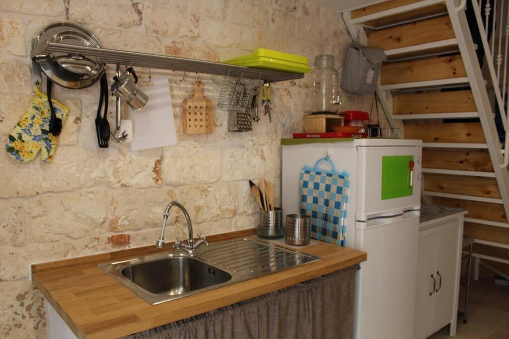 Casa Cleto Monolocale Grazioso Per Vacanze Остуни Екстериор снимка